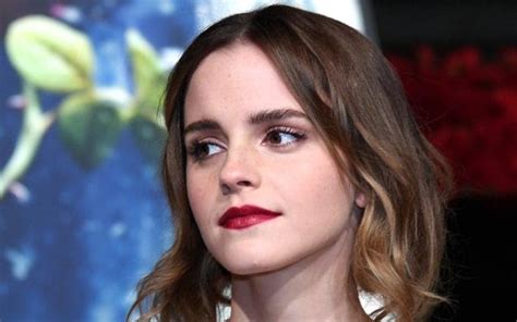 Emma Watson topless photo in Vanity Fair sparks online row